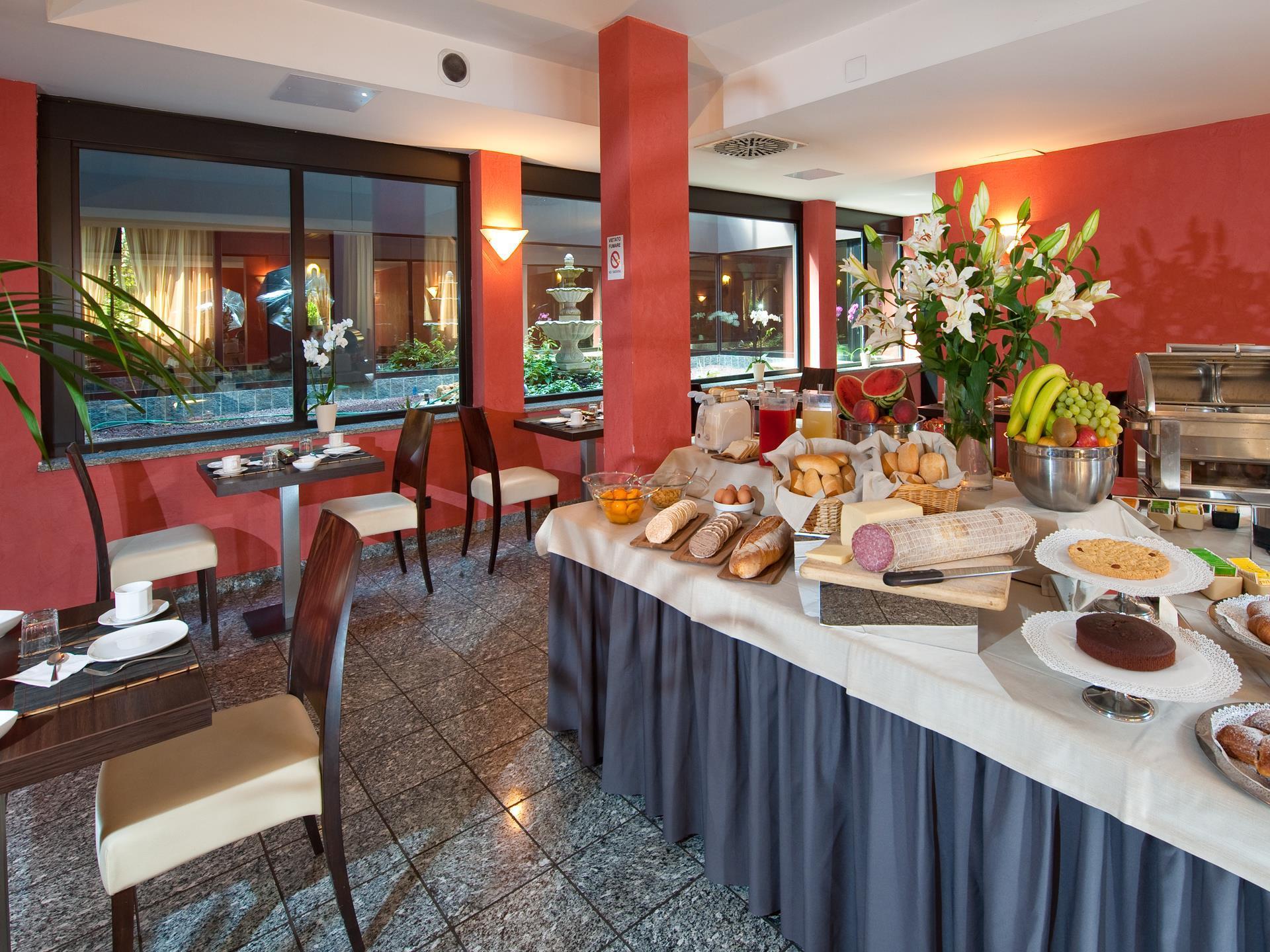 Hotel Comtur Binasco Zewnętrze zdjęcie