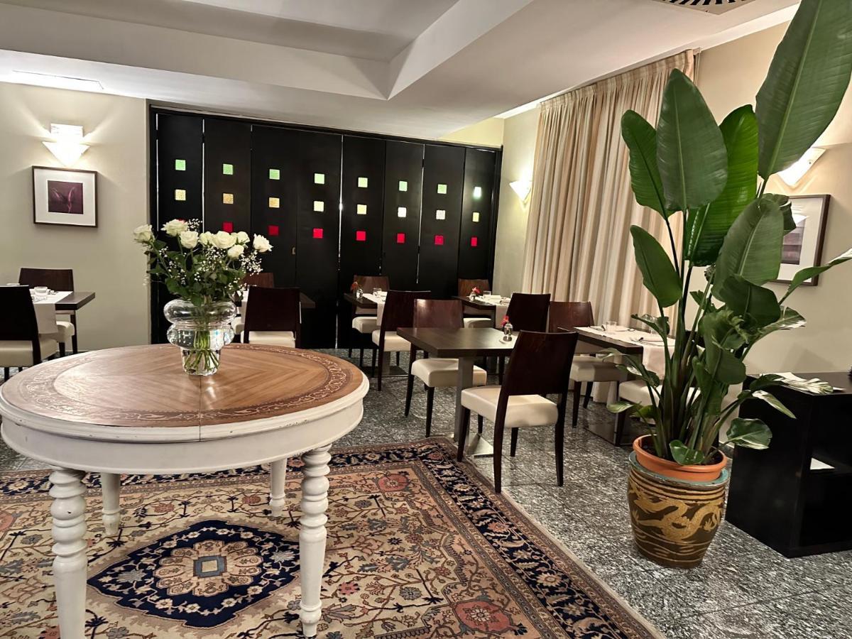 Hotel Comtur Binasco Zewnętrze zdjęcie