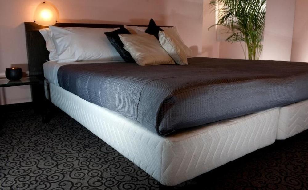 Hotel Comtur Binasco Zewnętrze zdjęcie