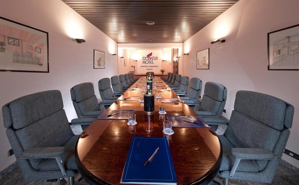 Hotel Comtur Binasco Zewnętrze zdjęcie