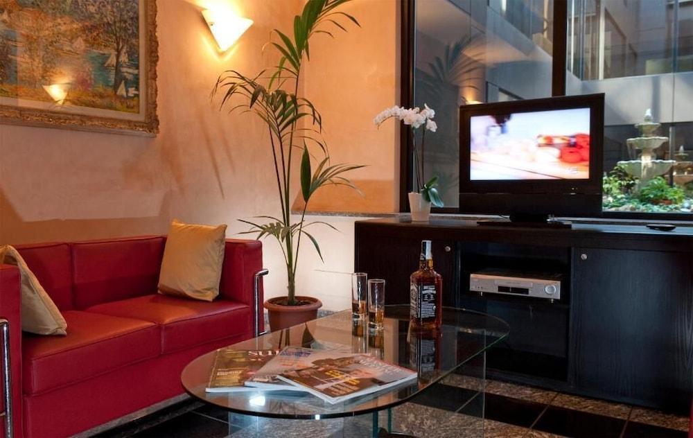 Hotel Comtur Binasco Zewnętrze zdjęcie