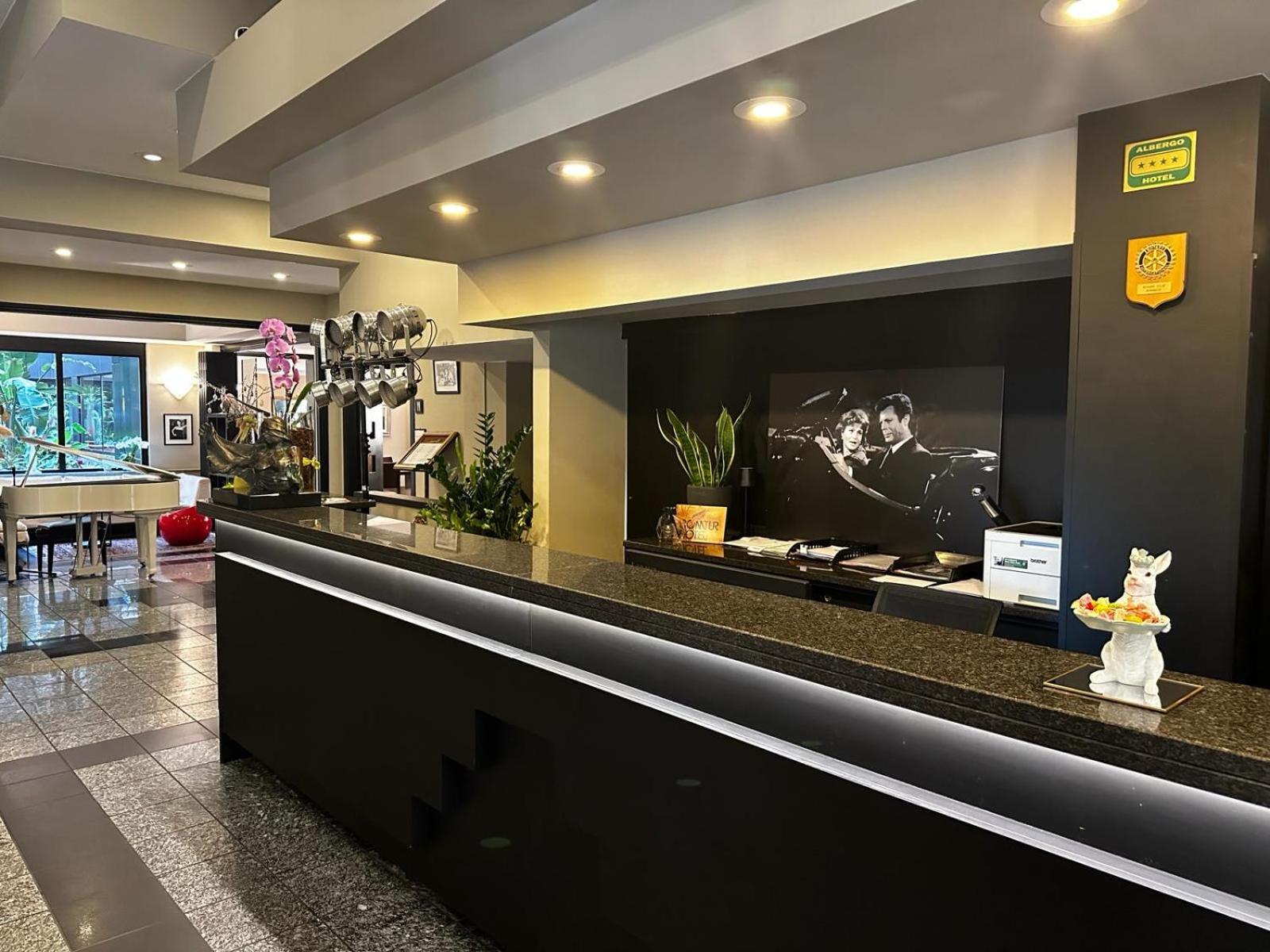 Hotel Comtur Binasco Zewnętrze zdjęcie