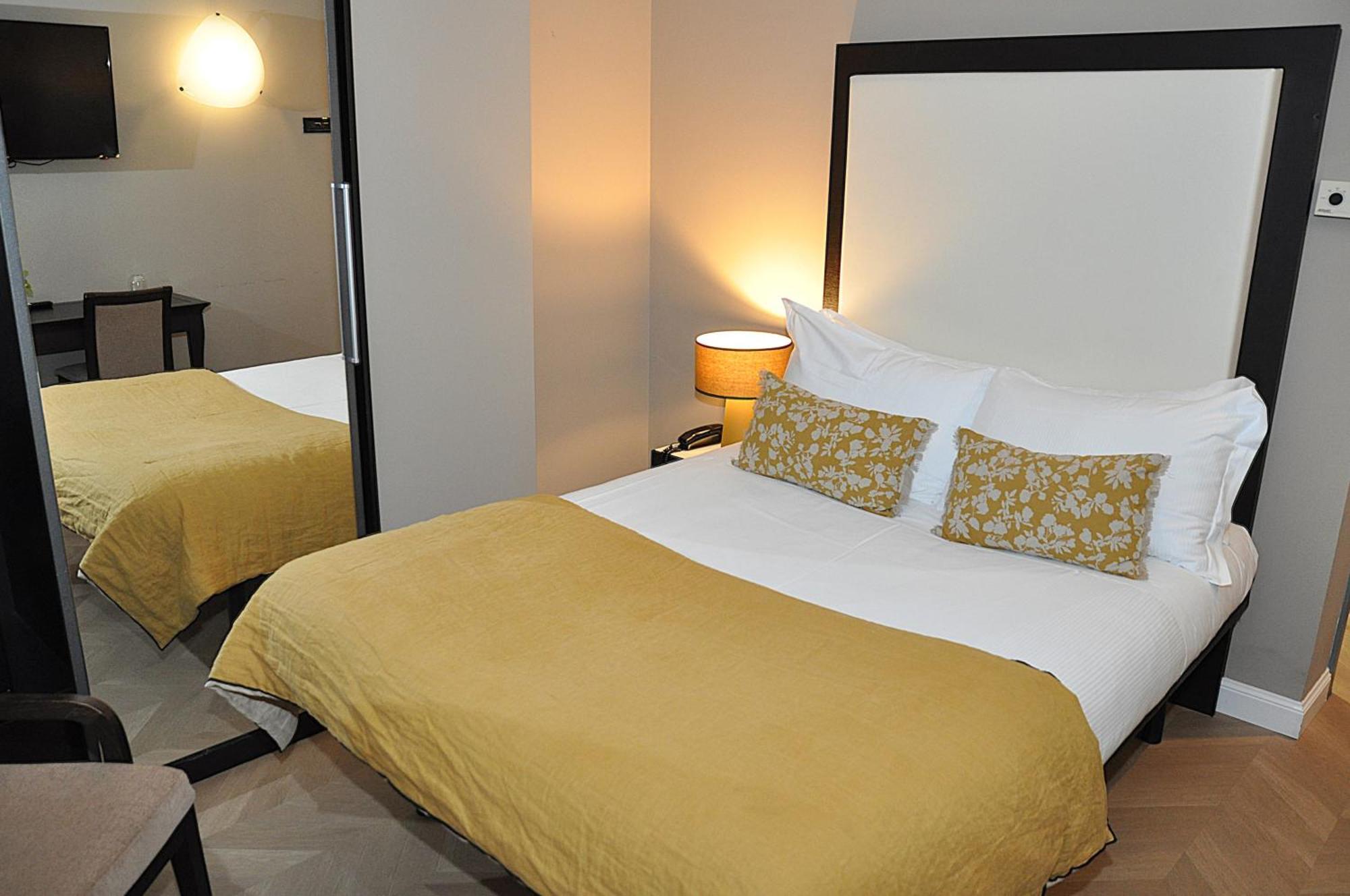Hotel Comtur Binasco Zewnętrze zdjęcie