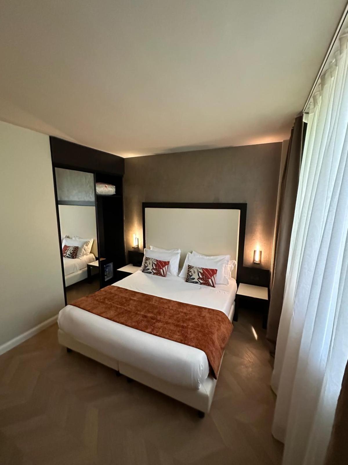 Hotel Comtur Binasco Zewnętrze zdjęcie